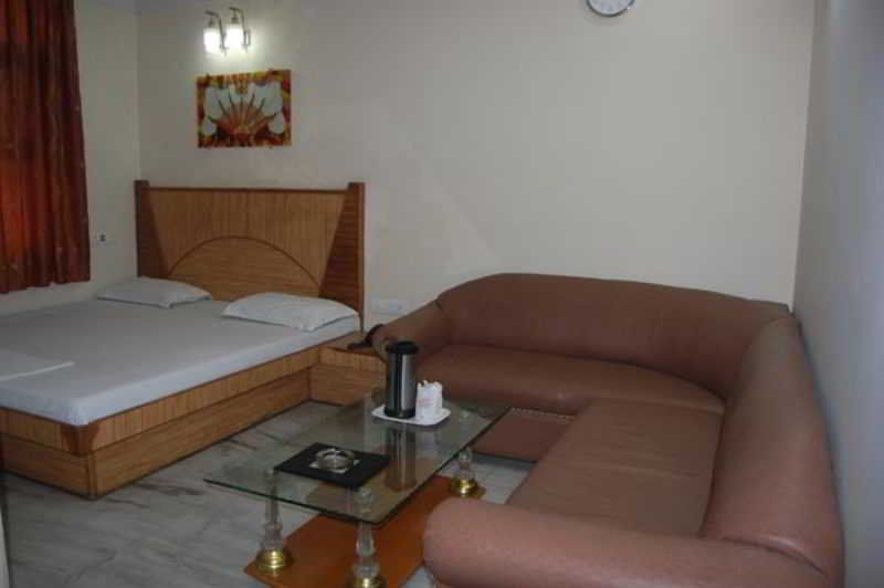 Hotel De Holiday International @ New Delhi Station Exterior foto